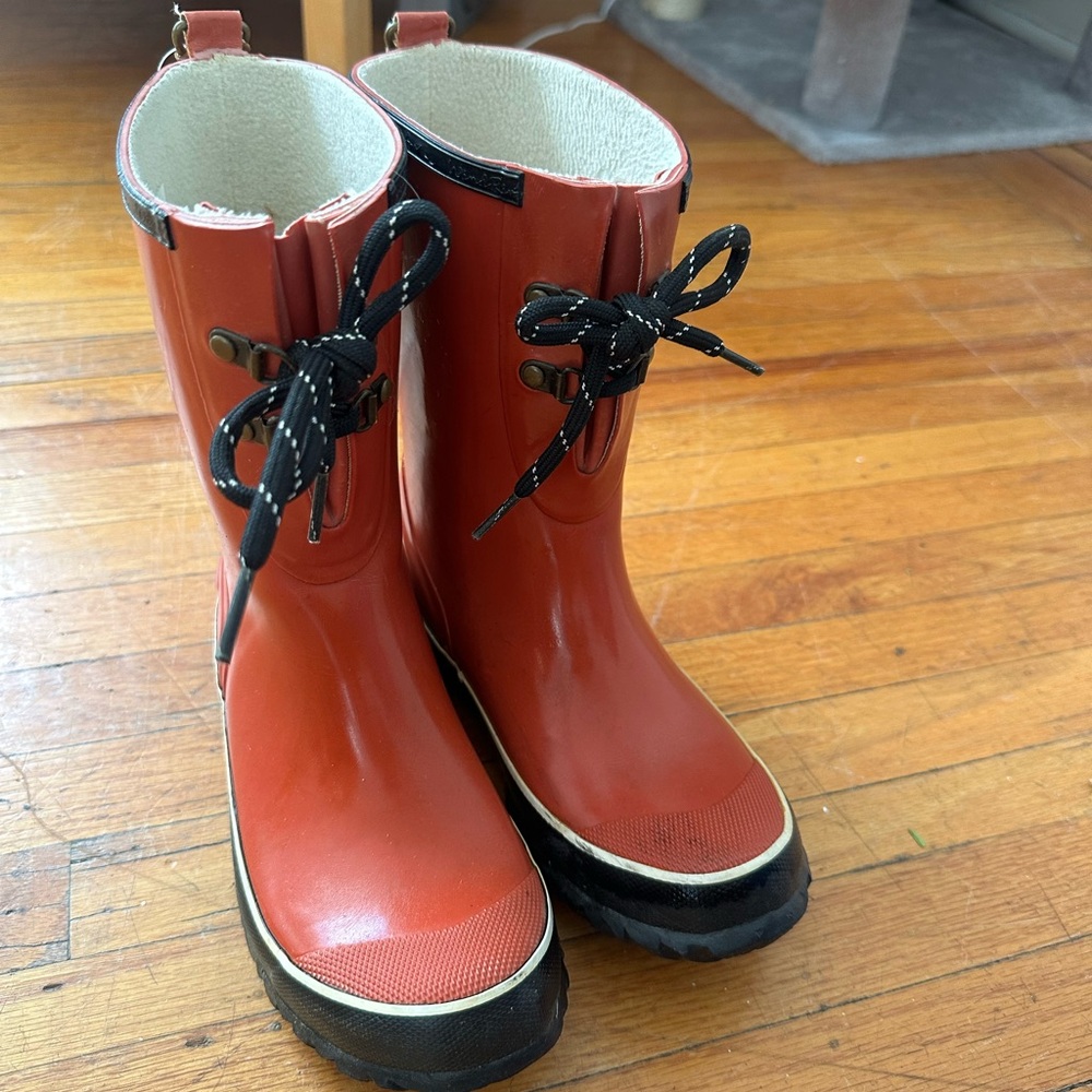 Women’s Red Rain Boots